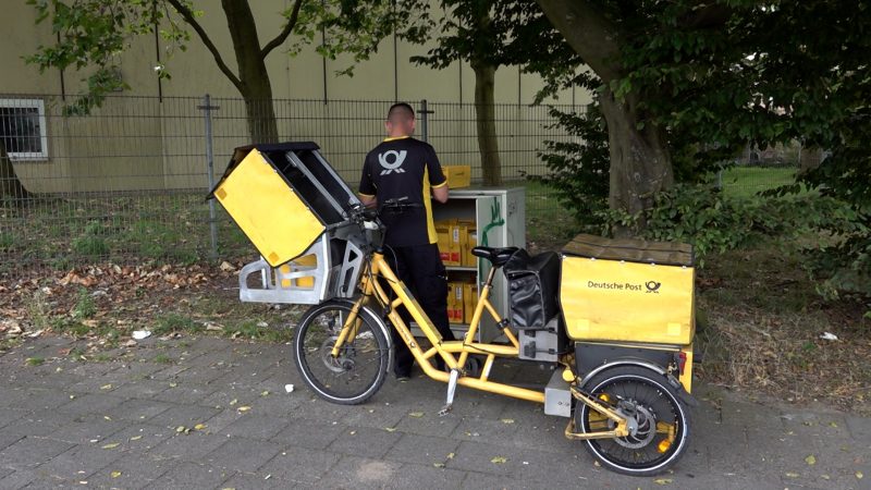 Post beliefert Problem-Hochhaus nicht (Foto: SAT.1 NRW)