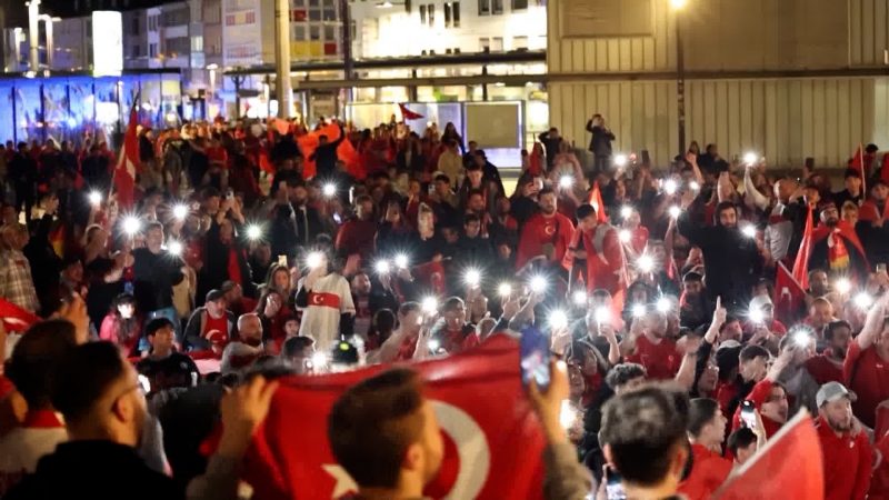 Türkei feiert EM-Sieg (Foto: SAT.1 NRW)