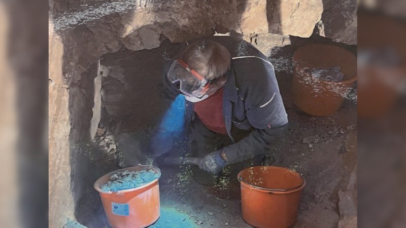 Forscher rätseln über historische Ziegel (Foto: SAT.1 NRW)