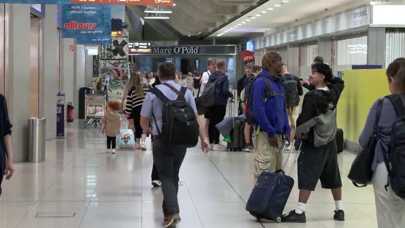 Erneuter Flughafenprotest von “Letzter Generation” (Foto: SAT.1 NRW)