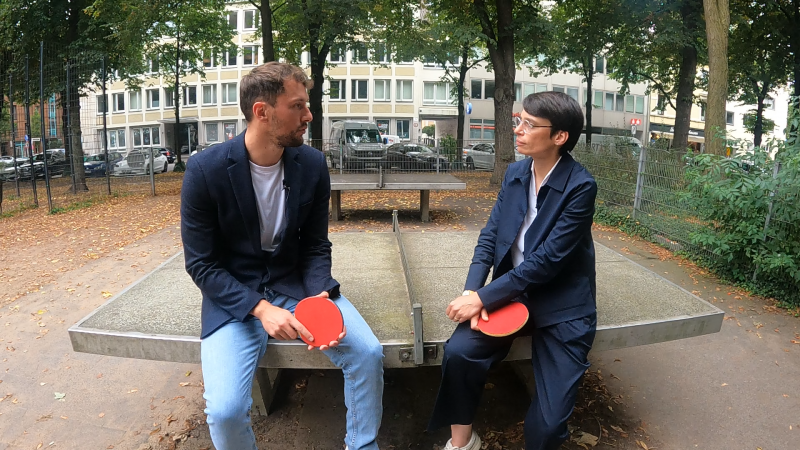 SAT.1 NRW-Sommerinterview mit Josefine Paul (Foto: SAT.1 NRW)