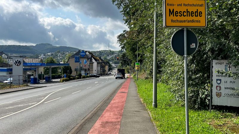 Hochsauerlandkreis: Anwohner fordern mehr Blitzer gegen Raserei (Foto: SAT.1 NRW)