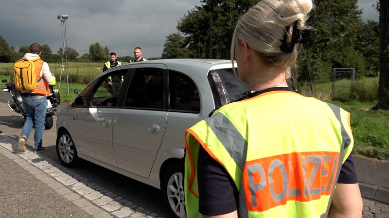 NRW-Grenzkontrollen starten (Foto: SAT.1 NRW)