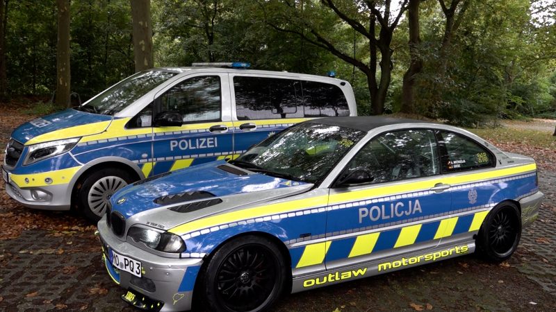 Polizeiauto-Attrappe (Foto: SAT.1 NRW)