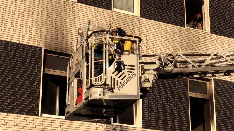 Zehn Verletzte bei Brand in Wohnhaus (Foto: SAT.1 NRW)