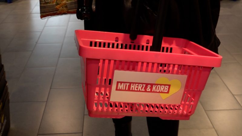 Dating im Supermarkt  (Foto: SAT.1 NRW)