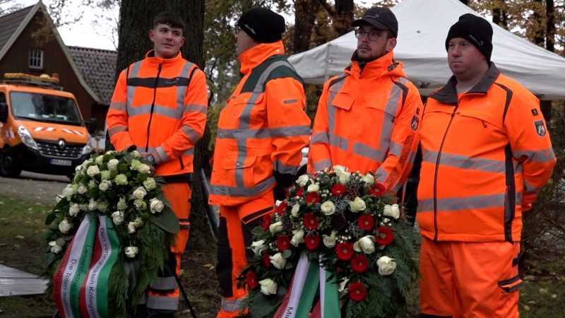 Gedenken an verunglückte Straßenwärter in Gescher (Foto: SAT.1 NRW)