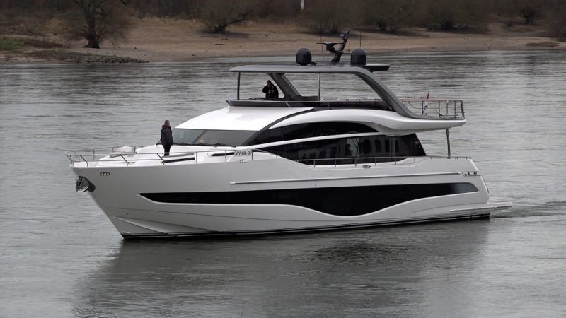 Luxus-Yachten treffen auf Einsteigerangebote (Foto: SAT.1 NRW)