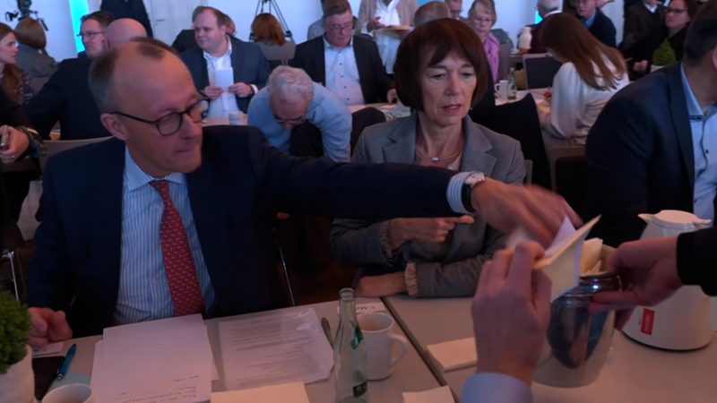 Wahlkampfstart: Parteien wählen Spitzenkandidaten (Foto: SAT.1 NRW)