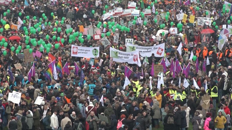 Weniger Sozialkürzungen im NRW-Haushalt (Foto: SAT.1 NRW)