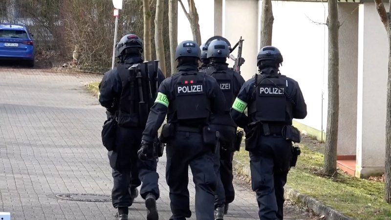 Verdächtiger nach Drohung an Schule festgenommen (Foto: SAT.1 NRW)