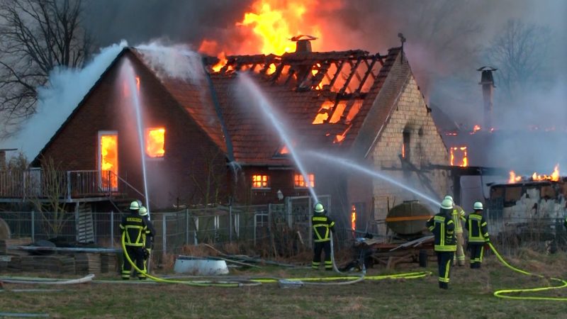 Tragischer Brand in Unna (Foto: SAT.1 NRW)